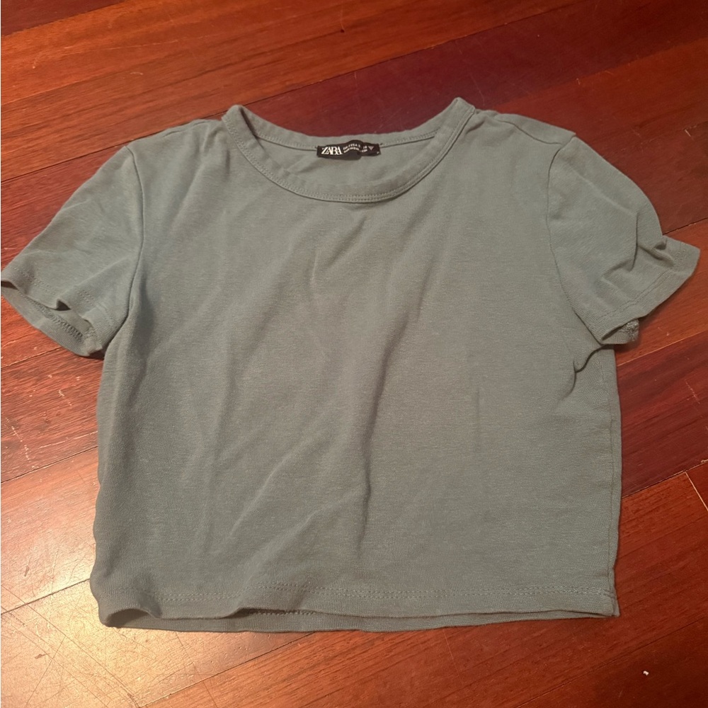 Zara Green Cropped T-Shirt